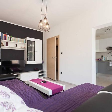 Апартаменты Apartman Mark Пула Экстерьер фото