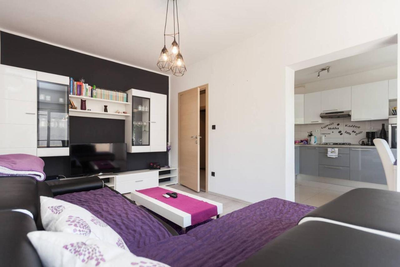 Апартаменты Apartman Mark Пула Экстерьер фото