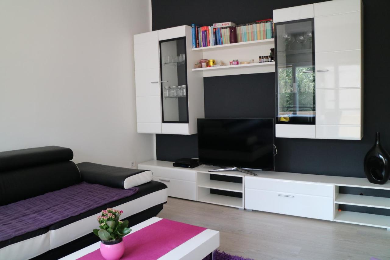 Апартаменты Apartman Mark Пула Экстерьер фото
