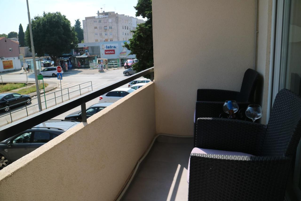 Апартаменты Apartman Mark Пула Экстерьер фото