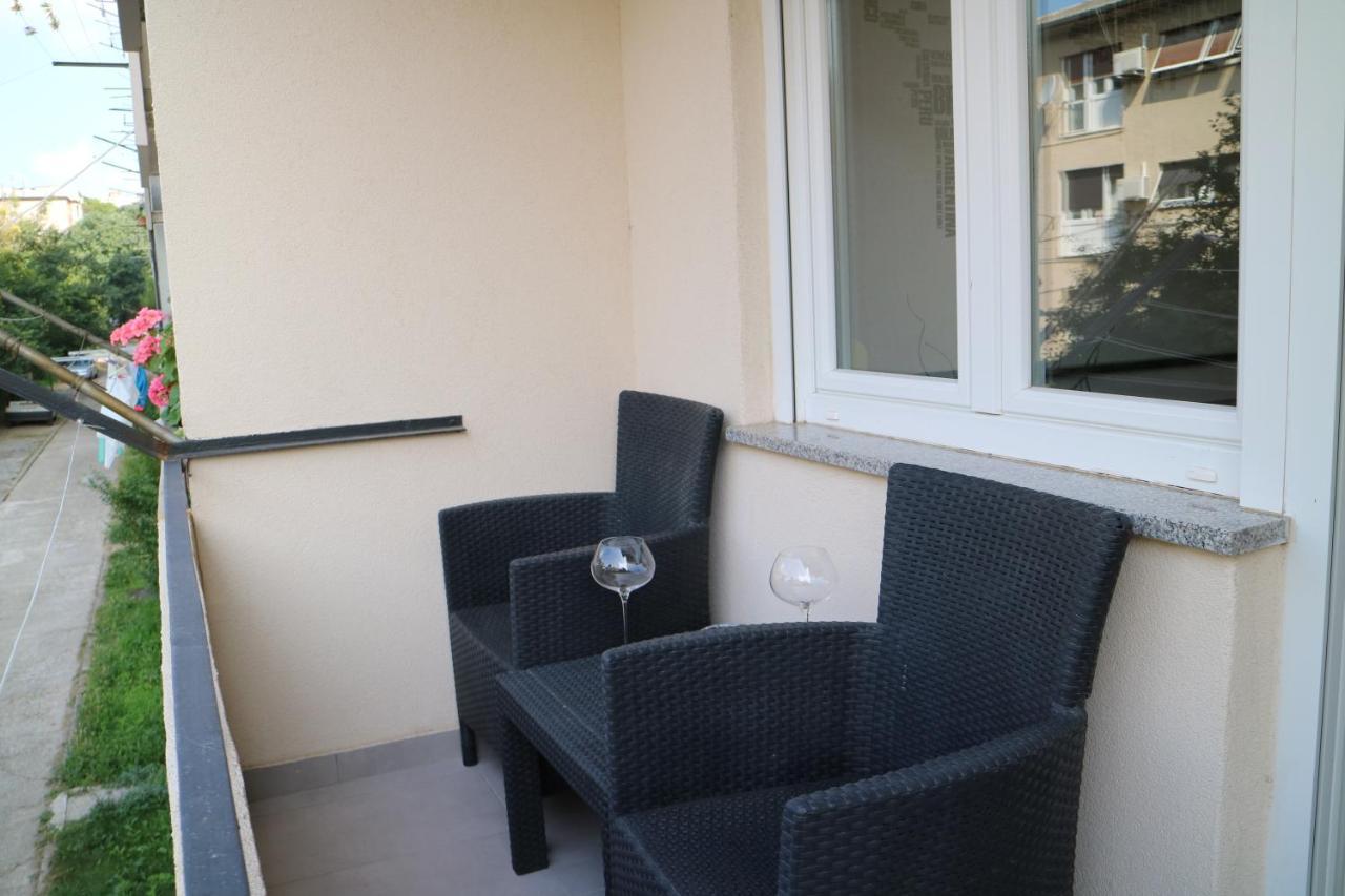 Апартаменты Apartman Mark Пула Экстерьер фото
